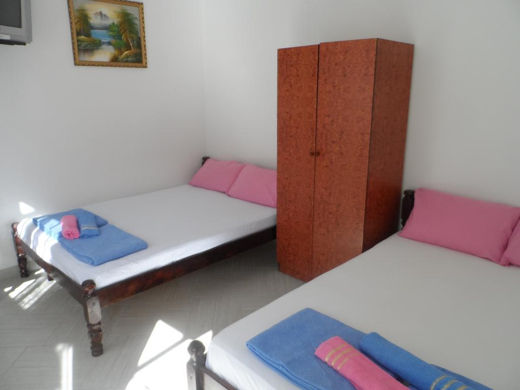 Apartments Petkovic Petrovac Habitación foto